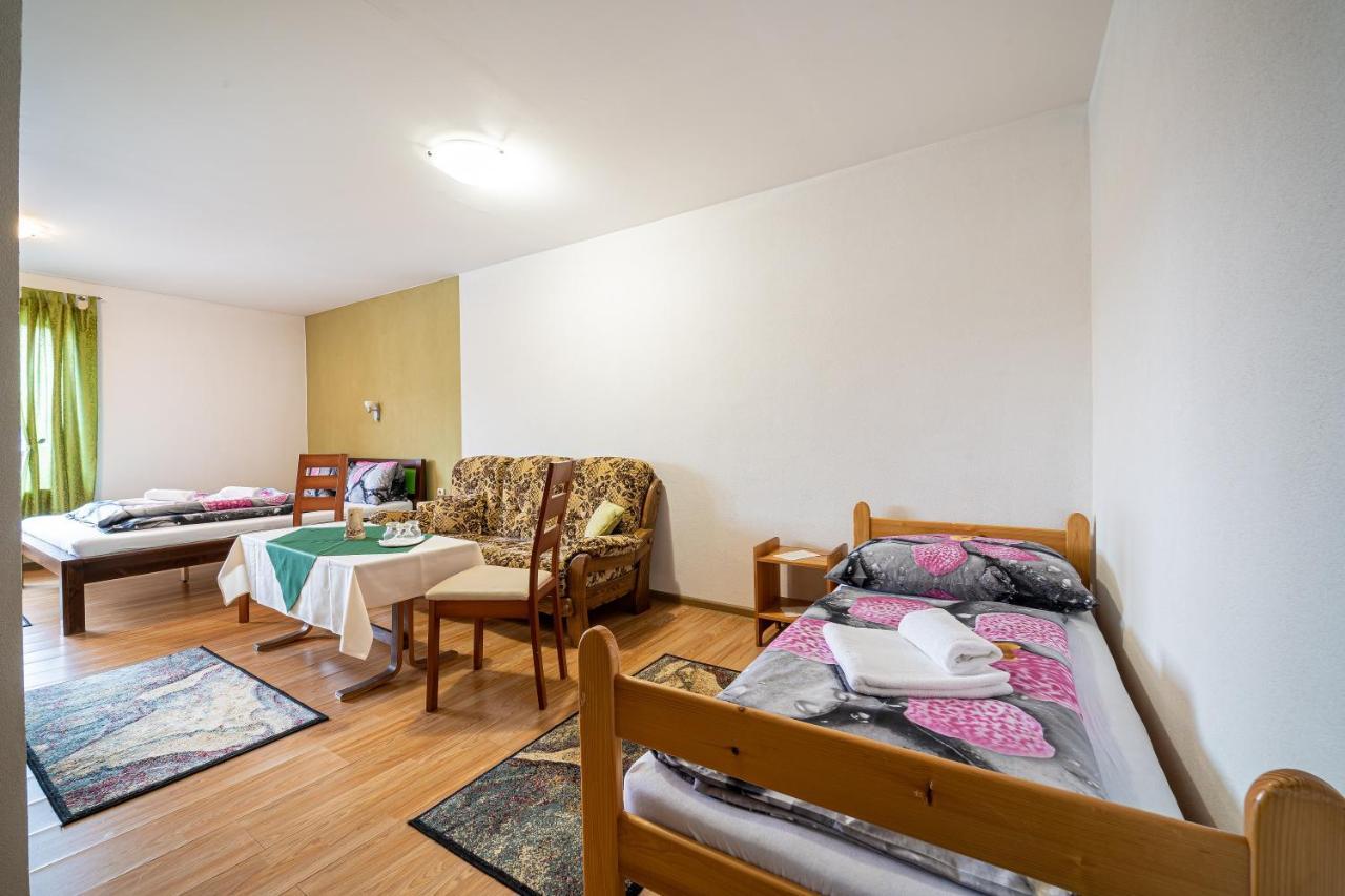 Rodinny Penzion Rogalo Mengusovce Buitenkant foto